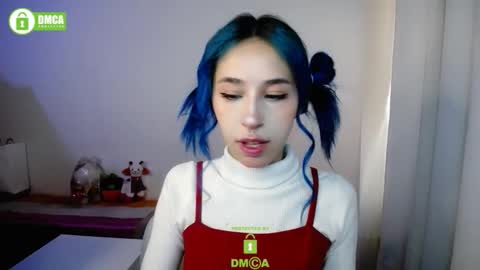 Snapshot of dakota_senju chatting on 12-18-25, 02:01 Maca online show from 12-18-25, 02:01