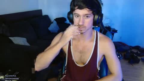 Snapshot of dakota_wndrs chatting on 05-12-26, 10:29 Dakota Wonders online show from 05-12-26, 10:29