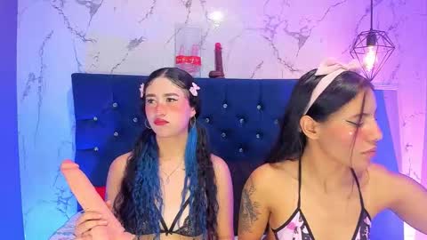 dakotaa_johnson online show from 03-28-26, 12:32