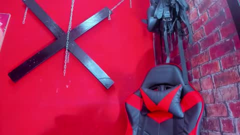 Mariana online show from 03-22-26, 05:00