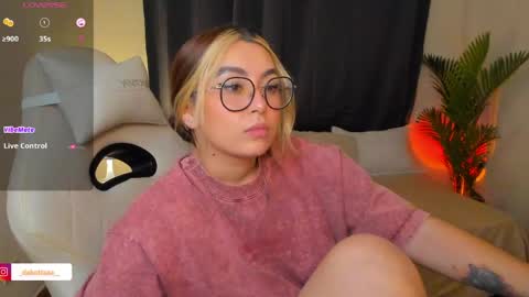 dakottaa__ online show from 06-03-26, 12:13