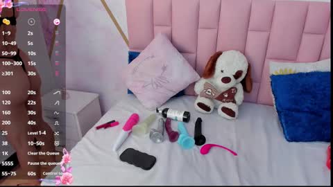 Snapshot of dalas_sr chatting on 02-10-25, 12:39 Liz online show from 02-10-25, 12:39