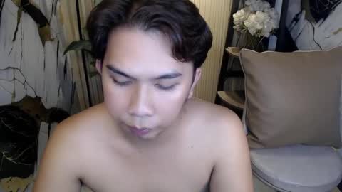 Snapshot of dale_xox23 chatting on 05-27-26, 04:31 Dale online show from 05-27-26, 04:31