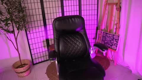 Snapshot of dalia_morgan chatting on 03-02-25, 03:02 Dalia Morgan online show from 03-02-25, 03:02