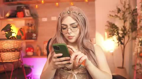 Snapshot of dalia_morgan chatting on 10-20-25, 12:55 Dalia Morgan online show from 10-20-25, 12:55