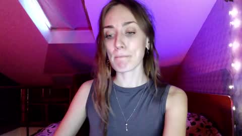 Dalia  online show from 12-30-24, 01:25