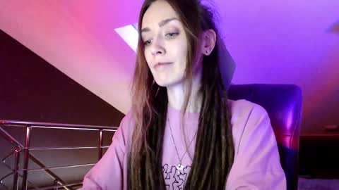 Dalia  online show from 01-25-25, 10:19