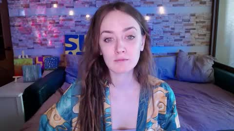 Snapshot of dalia_peach chatting on 01-14-26, 10:10 Dalia online show from 01-14-26, 10:10