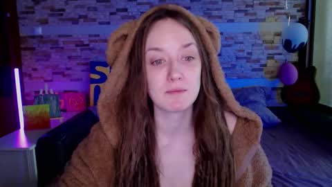 Snapshot of dalia_peach chatting on 02-15-26, 09:41 Dalia online show from 02-15-26, 09:41