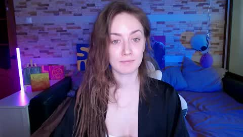 Snapshot of dalia_peach chatting on 02-16-26, 10:00 Dalia online show from 02-16-26, 10:00