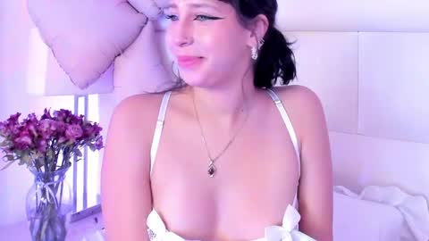 daliacastle online show from 05-19-26, 05:52
