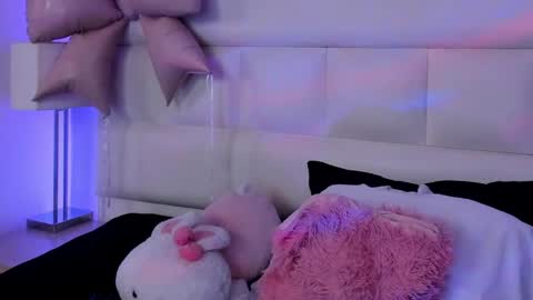 daliacastle online show from 05-22-26, 03:17