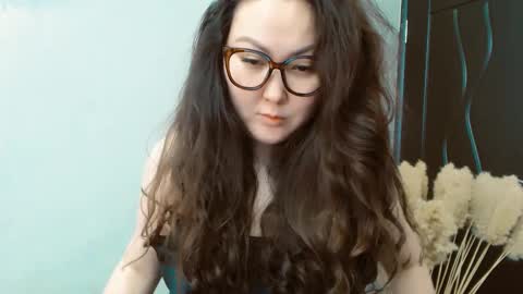 Snapshot of dalidayes chatting on 12-15-24, 06:18 Dali online show from 12-15-24, 06:18