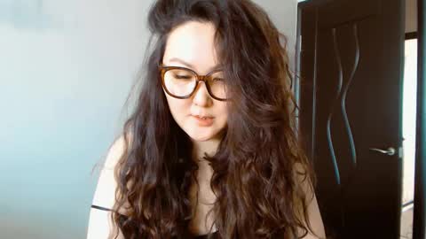 Snapshot of dalidayes chatting on 02-23-25, 05:45 Dali online show from 02-23-25, 05:45