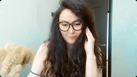 Snapshot of dalidayes chatting on 09-27-25, 06:07 Dali online show from 09-27-25, 06:07