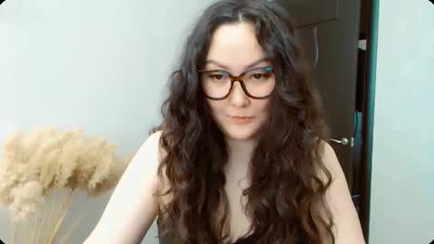 Snapshot of dalidayes chatting on 10-12-25, 05:06 Dali online show from 10-12-25, 05:06