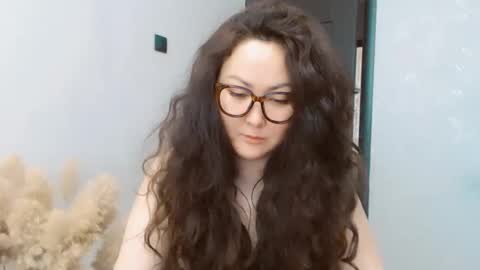 Snapshot of dalidayes chatting on 06-01-26, 05:20 Dali online show from 06-01-26, 05:20