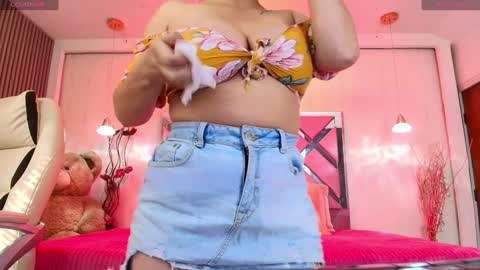 Snapshot of daliia_ chatting on 02-04-25, 12:33 Daliia online show from 02-04-25, 12:33