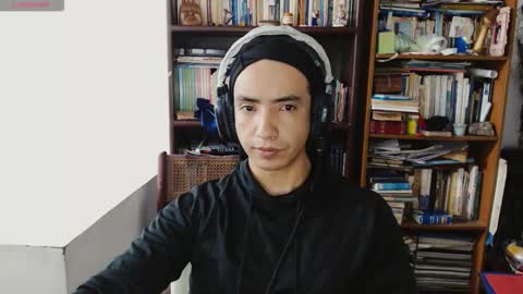 Snapshot of daliygala chatting on 10-13-25, 03:39 JamesDali online show from 10-13-25, 03:39