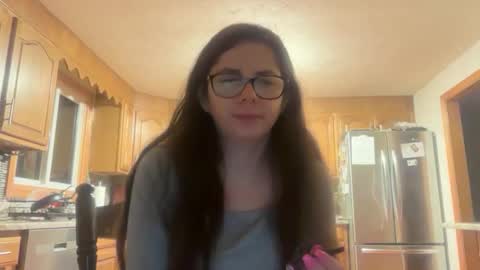 Snapshot of dallabills chatting on 01-12-26, 07:35 dallabills online show from 01-12-26, 07:35