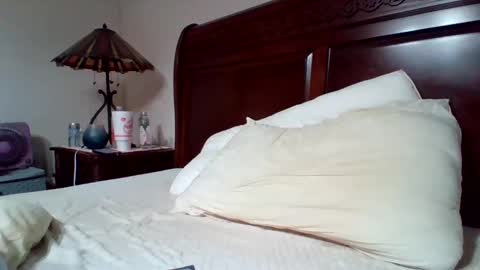 Snapshot of dallastxguy74 chatting on 10-29-25, 11:34 dallastxguy74 online show from 10-29-25, 11:34