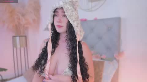 Dalyla online show from 04-15-26, 01:07