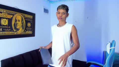 Snapshot of damar_felipe chatting on 01-08-25, 06:20 damar_felipe online show from 01-08-25, 06:20
