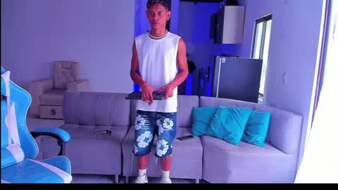 Snapshot of damar_felipe chatting on 01-26-25, 05:02 damar_felipe online show from 01-26-25, 05:02