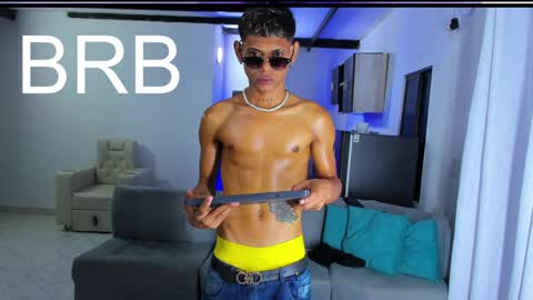 Snapshot of damar_felipe chatting on 02-02-25, 02:56 damar_felipe online show from 02-02-25, 02:56
