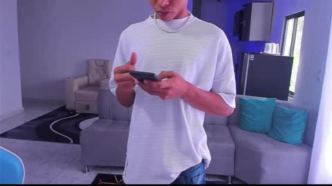 Snapshot of damar_felipe chatting on 02-16-25, 03:38 damar_felipe online show from 02-16-25, 03:38