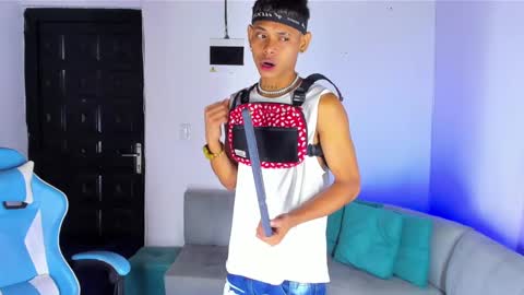 Snapshot of damar_felipe chatting on 03-12-25, 01:03 damar_felipe online show from 03-12-25, 01:03