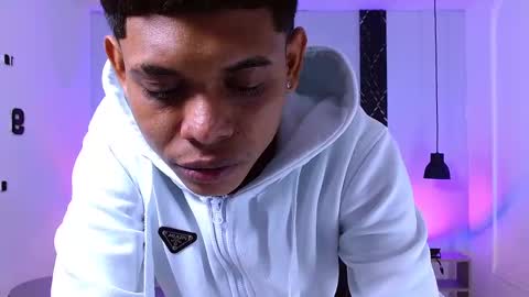 Snapshot of damar_felipe chatting on 10-23-25, 03:17 damar_felipe online show from 10-23-25, 03:17