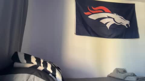 damiam xj online show from 12-04-25, 05:21