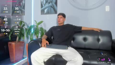 Snapshot of damian23_ chatting on 02-09-25, 03:11 DAMIAN online show from 02-09-25, 03:11