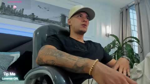 DAMIAN online show from 01-15-26, 01:05