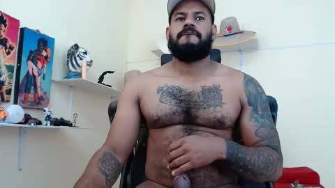 damian64436171 online show from 10-05-25, 03:16