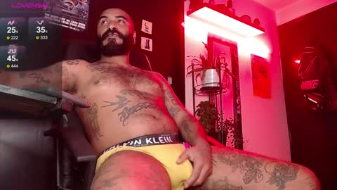 Snapshot of damian_darkside_ chatting on 01-10-25, 02:25 Damian online show from 01-10-25, 02:25