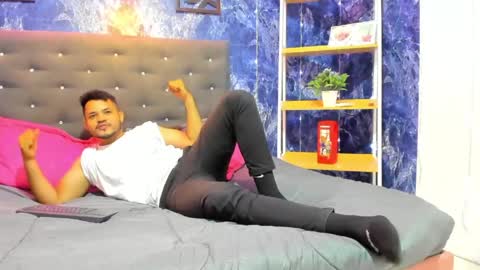 DAMIAN LUX online show from 05-15-26, 02:02