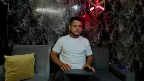 DAMIAN LUX online show from 05-25-26, 04:07