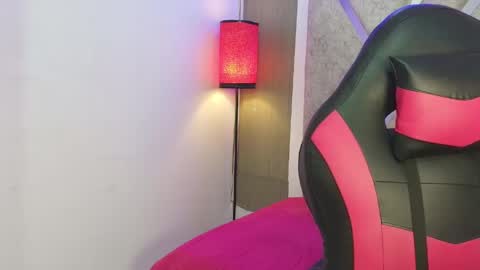 DAMIAN LUX online show from 05-27-26, 12:24