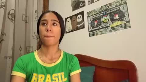 Snapshot of damian_n_lissa chatting on 02-07-26, 01:53 damian_n_lissa online show from 02-07-26, 01:53