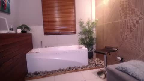 Snapshot of damiancavalli chatting on 07-21-26, 11:45 Damian online show from 07-21-26, 11:45