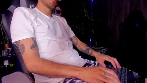 Daamiancox online show from 03-08-25, 01:39