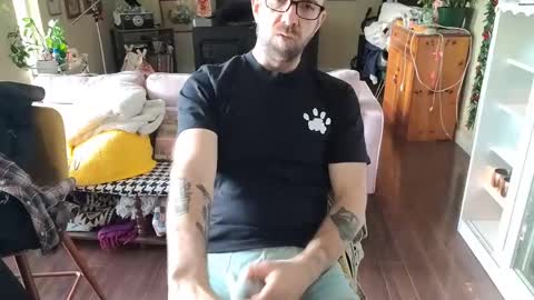 Snapshot of damien_mace chatting on 12-23-24, 01:13 damien_mace online show from 12-23-24, 01:13