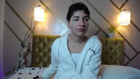 Damiian21  online show from 02-13-25, 02:42