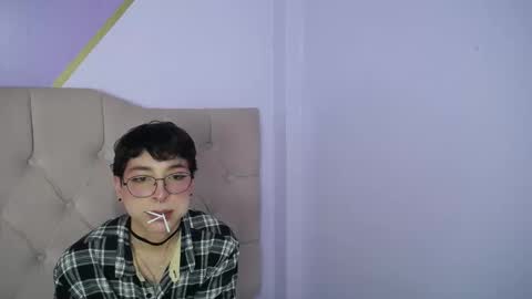 Damiian21  online show from 02-21-25, 03:43