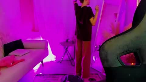 damnwitchh online show from 07-12-26, 08:16