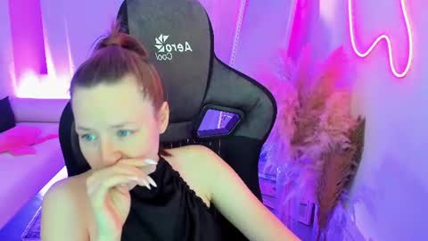 damnwitchh online show from 07-28-26, 07:59
