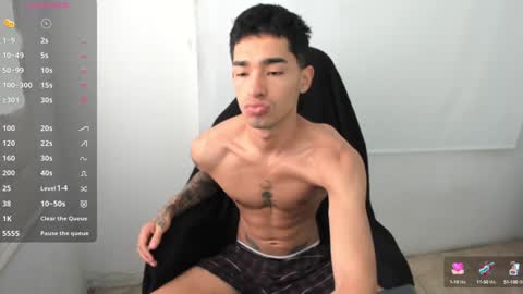 Snapshot of damon_333 chatting on 01-16-25, 07:52 Damon online show from 01-16-25, 07:52