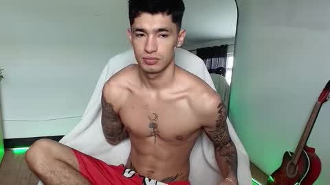 Snapshot of damon_333 chatting on 11-20-25, 05:01 Damon online show from 11-20-25, 05:01